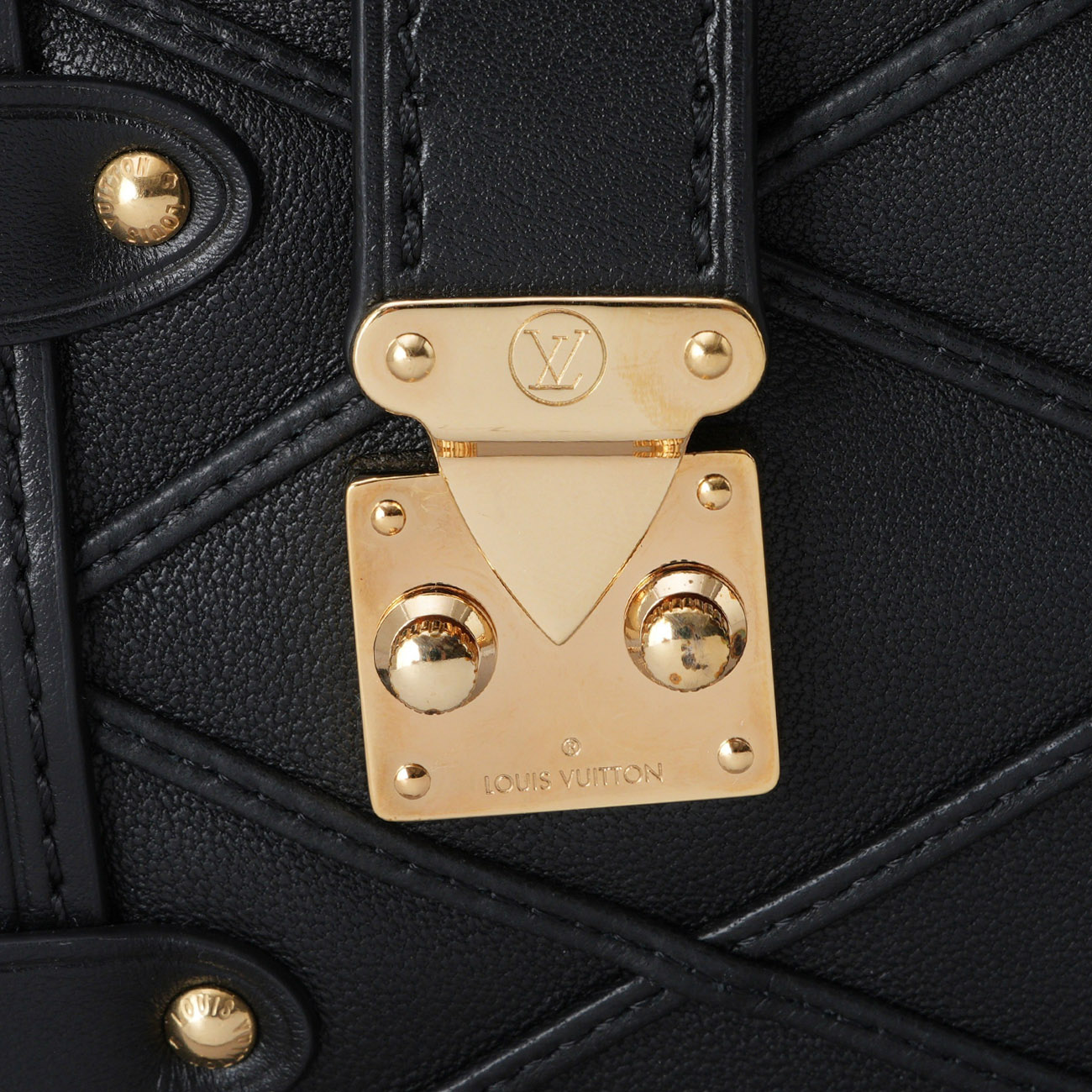 LOUIS VUITTON(USED)루이비통 사이드 트렁크백